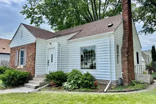 180 Bernard St E, West Saint Paul, MN 55118 - Photo 1