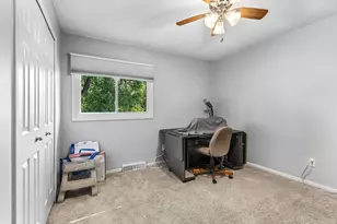 13994 Holyoke Ct, Apple Valley, MN 55124 - Photo 9