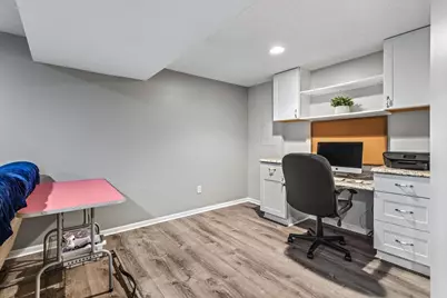 13994 Holyoke Court, Apple Valley, MN 55124 - Photo 15