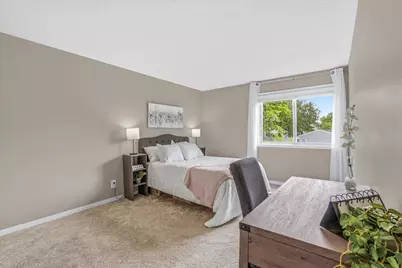 132 Demont Avenue #221, Little Canada, MN 55117 - Photo 9