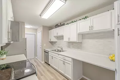 132 Demont Avenue #221, Little Canada, MN 55117 - Photo 3
