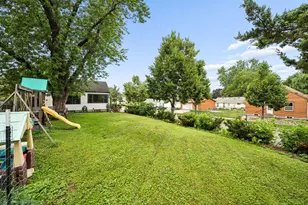 2241 E 57th St, Minneapolis, MN 55417 - Photo 27