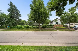2241 E 57th St, Minneapolis, MN 55417 - Photo 31