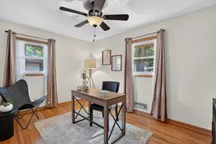 3083 Wilder St N, Roseville, MN 55113 - Photo 9