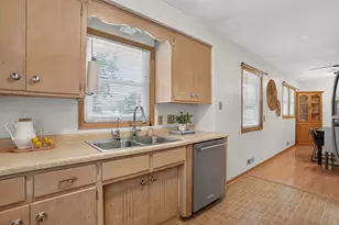 3083 Wilder St N, Roseville, MN 55113 - Photo 7
