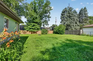 3083 Wilder St N, Roseville, MN 55113 - Photo 15