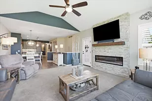 8178 Virginia Ln, Savage, MN 55378 - Photo 21