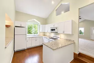 495 North St, Fountain City, WI 54629 - Photo 7