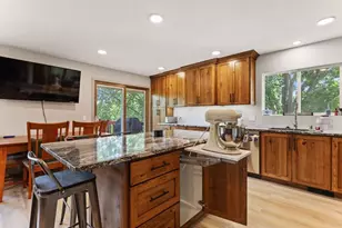 14382 Garrett Ave, Apple Valley, MN 55124 - Photo 9