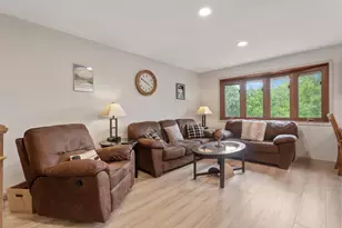 14382 Garrett Ave, Apple Valley, MN 55124 - Photo 7