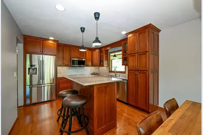 15008 Oakland Avenue, Burnsville, MN 55306 - Photo 3