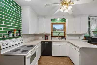 304 17th Avenue N, South Saint Paul, MN 55075 - Photo 15