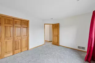 9257 Shetland Rd, Eden Prairie, MN 55347 - Photo 27