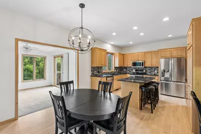 9257 Shetland Road, Eden Prairie, MN 55347 - Photo 5