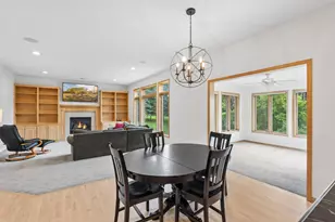 9257 Shetland Rd, Eden Prairie, MN 55347 - Photo 11
