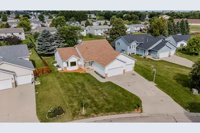 3317 Westmoor Drive, Moorhead, MN 56560 - Photo 3