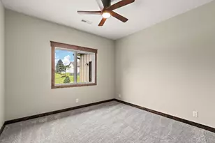 1043 Legend Ln, River Falls, WI 54022 - Photo 23