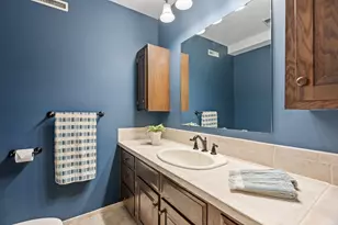 592 County Rd 24, Wayzata, MN 55391 - Photo 59