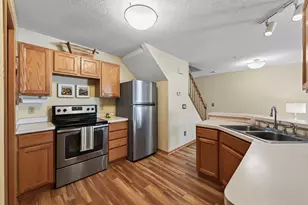 493 Marshland Trail, Chanhassen, MN 55317 - Photo 15