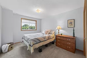 493 Marshland Trail, Chanhassen, MN 55317 - Photo 27