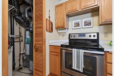 493 Marshland Trail, Chanhassen, MN 55317 - Photo 17
