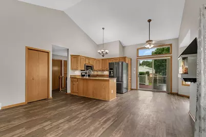 2215 Imperial Drive, Saint Cloud, MN 56301 - Photo 3