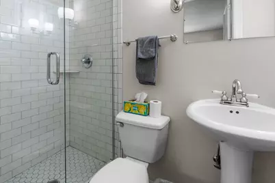 1785 Dupont Avenue S #Upper, Minneapolis, MN 55403 - Photo 29