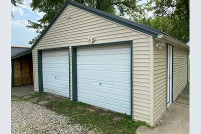 220 E 7th Street, Albert Lea, MN 56007 - Photo 3