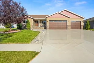 3712 11th Ave S, Moorhead, MN 56560 - Photo 1