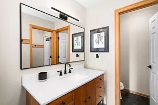 4856 Kingston St, Duluth, MN 55804 - Photo 37