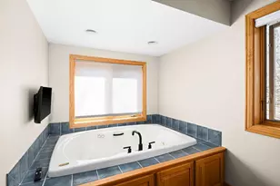 4856 Kingston St, Duluth, MN 55804 - Photo 35