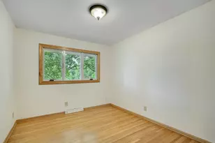 2507 Burnham Rd, Minneapolis, MN 55416 - Photo 17
