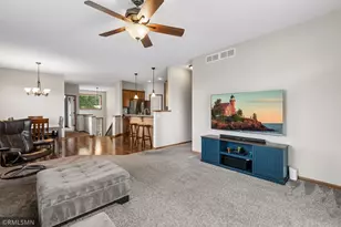 1719 Gotland Ln, Shakopee, MN 55379 - Photo 7