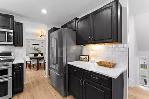 120 W 136th St, Burnsville, MN 55337 - Photo 11