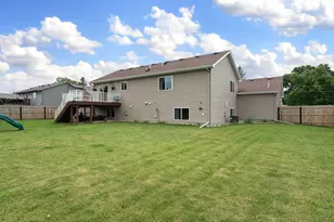 2011 12th Ave NE, Austin, MN 55912 - Photo 9