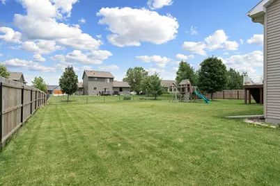 2011 12th Avenue NE, Austin, MN 55912 - Photo 11