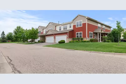 1646 White Pine Way #B, Carver, MN 55315 - Photo 3
