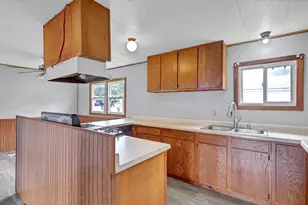 900 Louise Ln, Lake City, MN 55041 - Photo 7