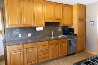 805 Cottage Avenue W, Saint Paul, MN 55117 - Photo 5