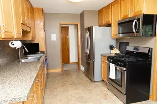 805 Cottage Ave W, Saint Paul, MN 55117 - Photo 3
