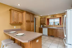 100 Crystal Ln, Mankato, MN 56001 - Photo 17