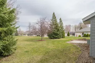 100 Crystal Ln, Mankato, MN 56001 - Photo 37