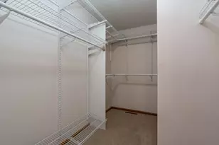 100 Crystal Ln, Mankato, MN 56001 - Photo 25