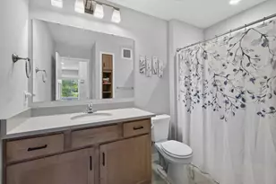 7389 Degrio Way, Inver Grove Heights, MN 55076 - Photo 11