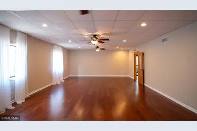 1221 3rd Avenue SW, Rochester, MN 55902 - Photo 5