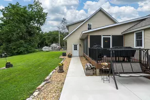 404 Paquin St E, Waterville, MN 56096 - Photo 39