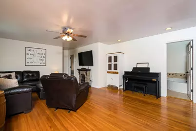 404 Paquin Street E, Waterville, MN 56096 - Photo 5