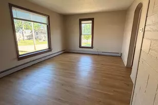 309 Pleasant St NE, Preston, MN 55965 - Photo 5