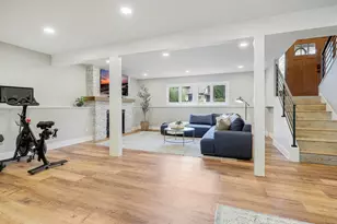 193 Ridgeview Dr, Wayzata, MN 55391 - Photo 25