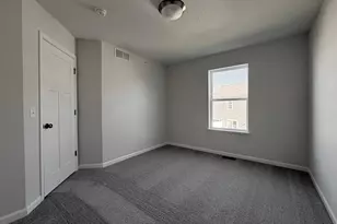 23154 Creekview Ct, Rogers, MN 55374 - Photo 15